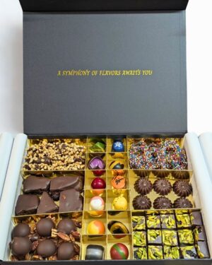 Medium Deluxe Gift Box